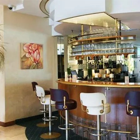 Otel Leonardo 4*